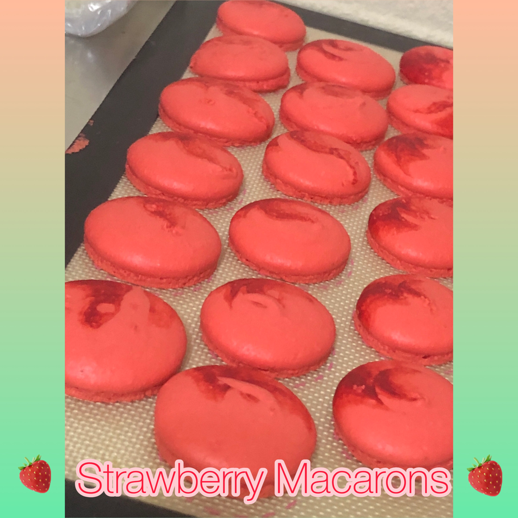 Strawberry Macarons 