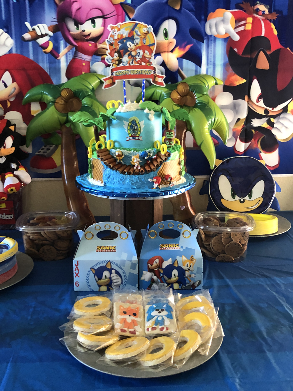 Chocolate cake, Sonic the Hedgehog cake 